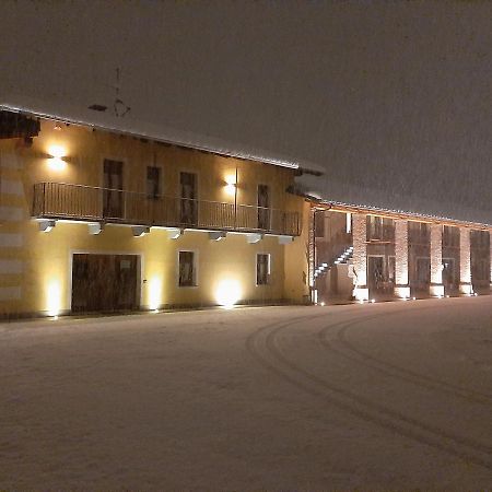Agriturismo Fior Di Campo Dronero Eksteriør billede
