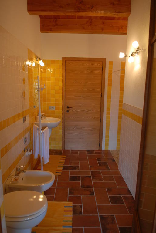 Agriturismo Fior Di Campo Dronero Værelse billede
